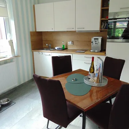 Vakantiehuis Charlene 1 *